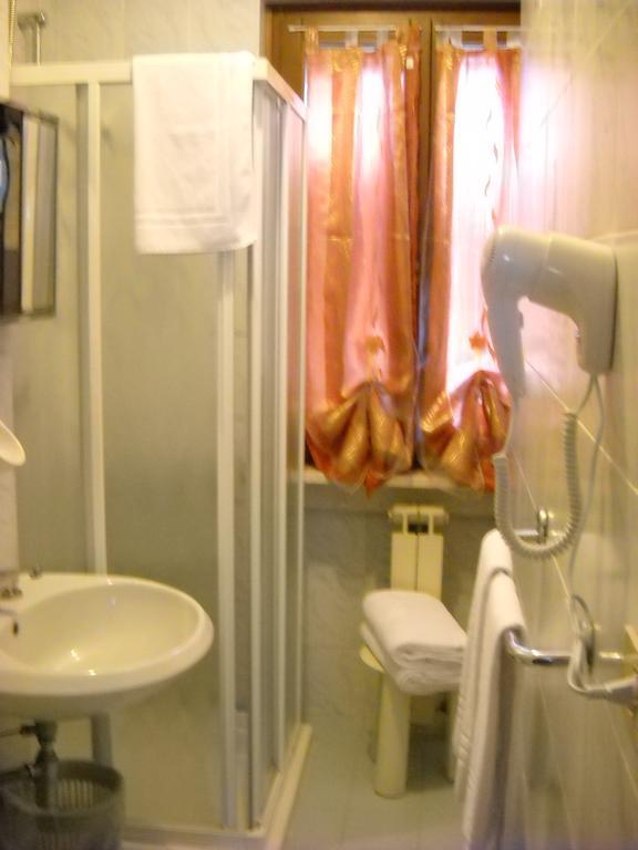 Albergo Mio Lazise Oda fotoğraf